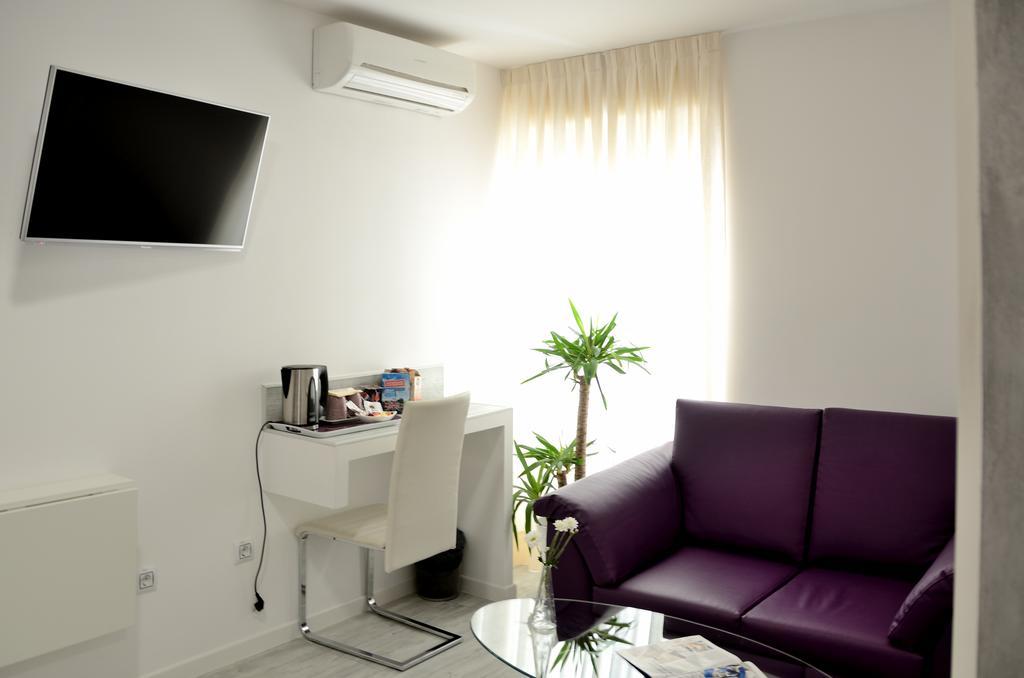 Guest house Alexis 3*
